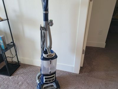 Shark Navigator Lift-Away Deluxe Upright Vacuum Cleaner - Blue/Gray, Bagless