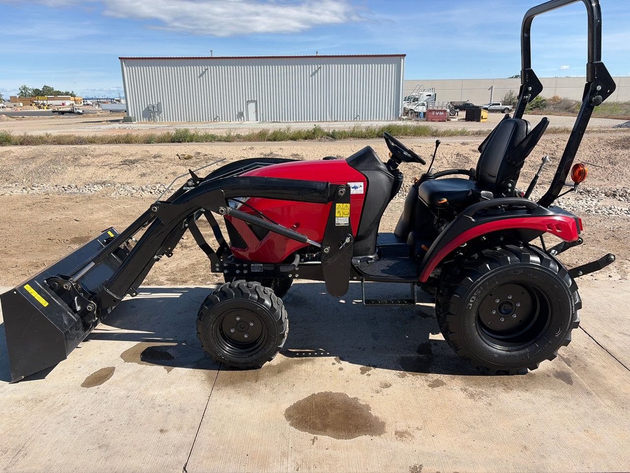 2021 Yanmar SA324BI-L