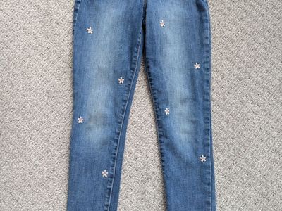 GAP Kids Daisy Flower Embroidered Stretch Jegging Jeans, size 10