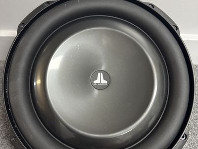 JL Audio 13TW5v2-4 Subwoofer