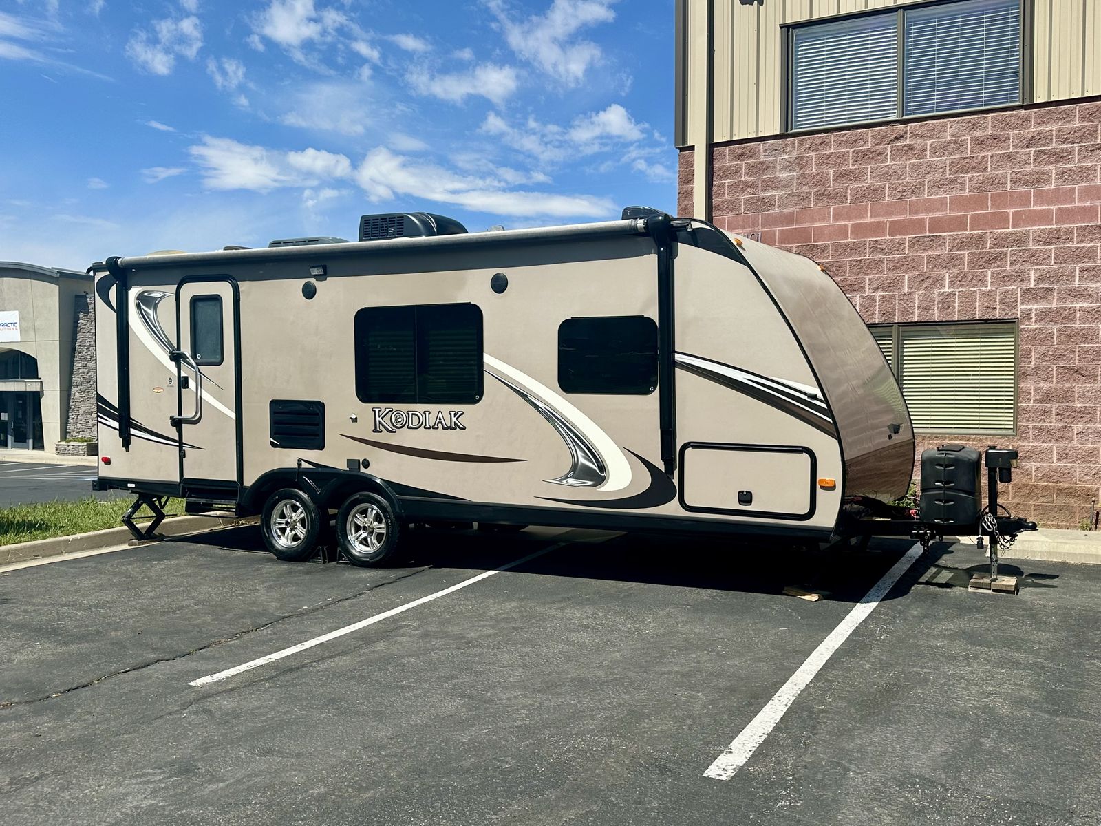 2013 Kodiak Dutchmen 27foot