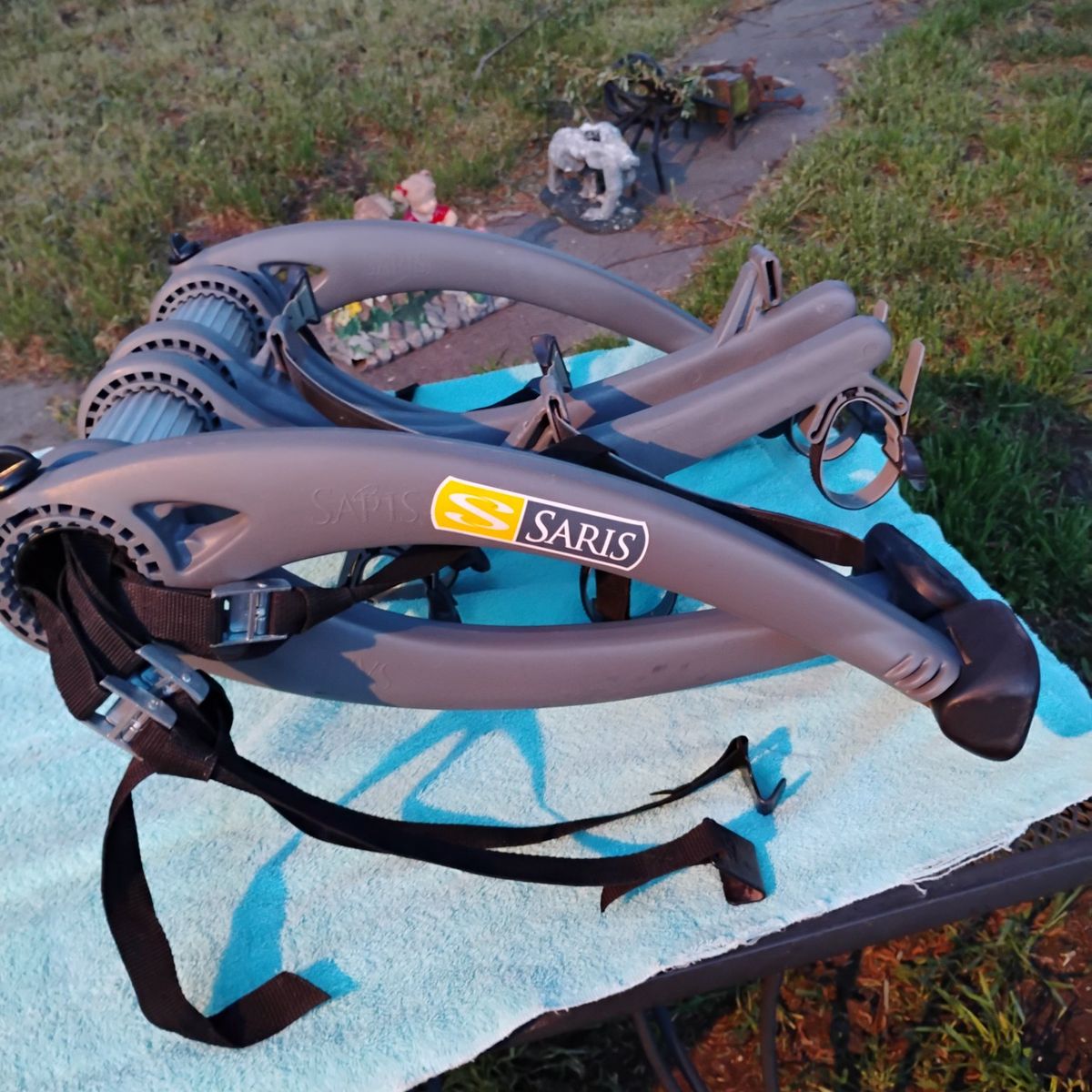 Saris Trunk Mount 3 Bike Rack In Gray