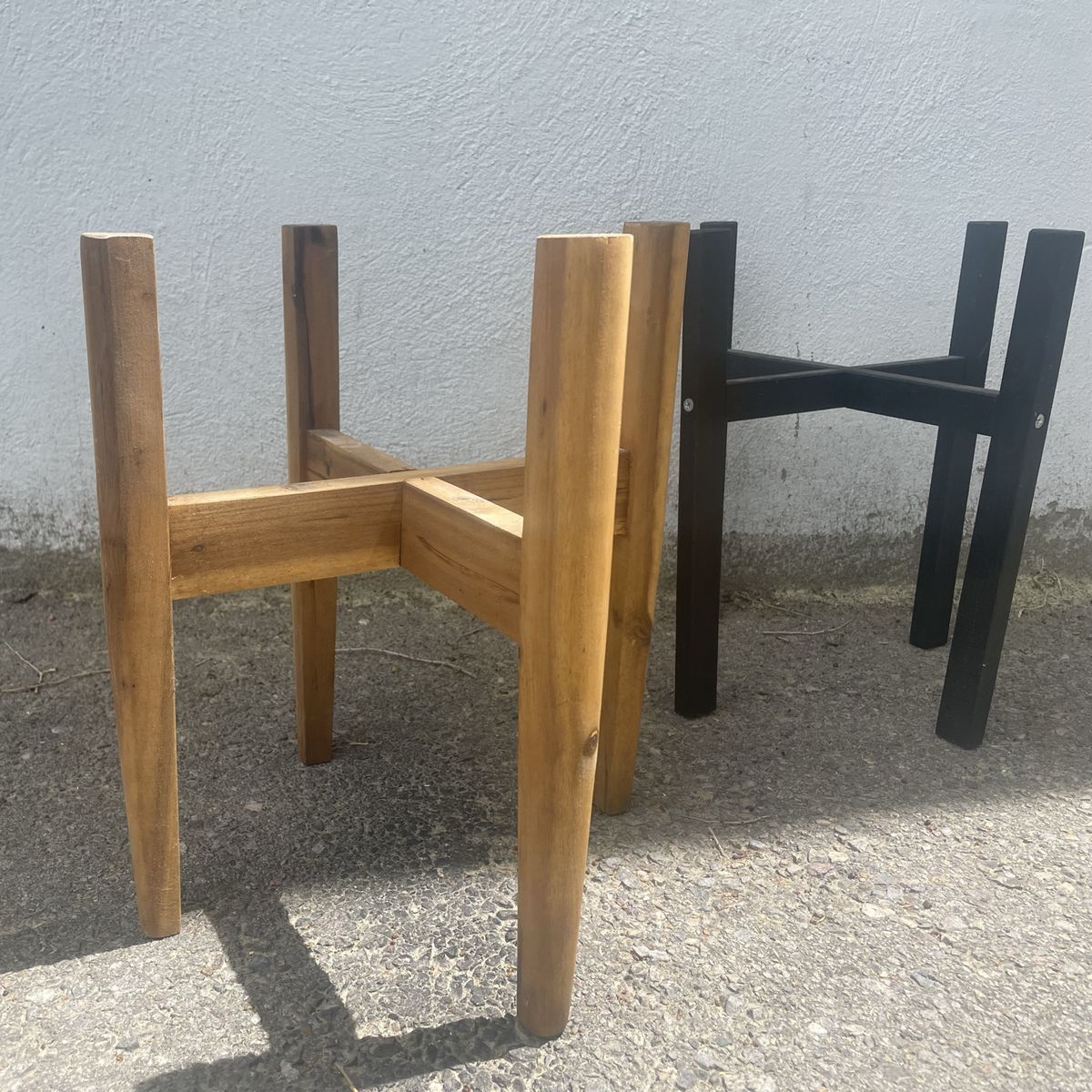 MCM Wooden Plant pot stand displays