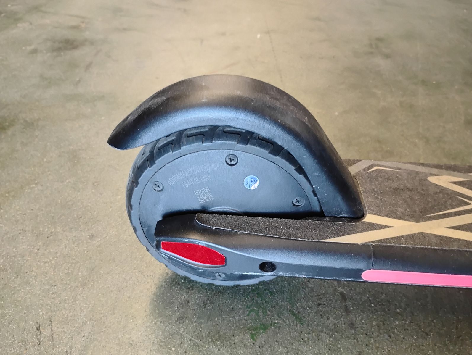 Main image 6