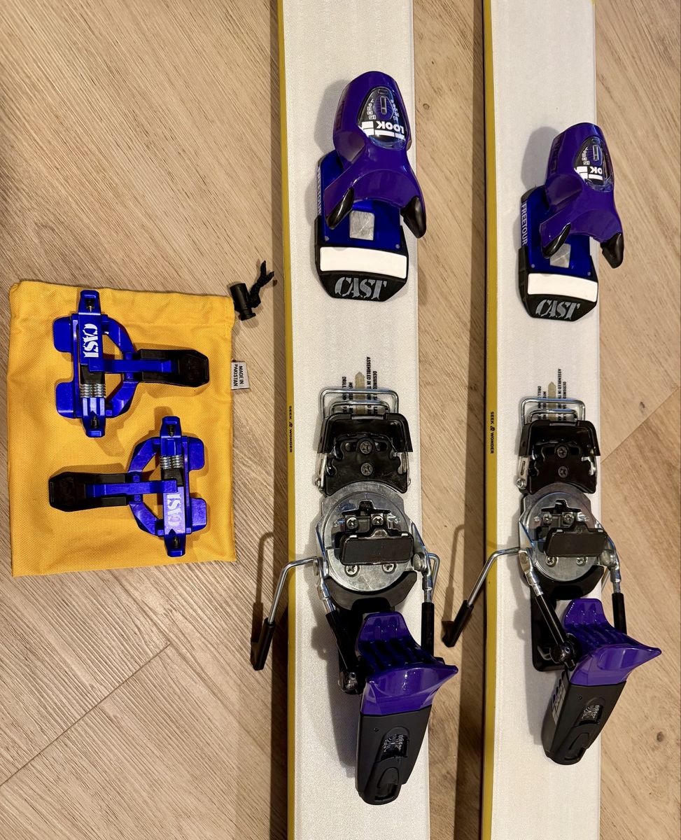 CAST Freetour 2.0 w/ Look Pivot 15 Bindings (115B)