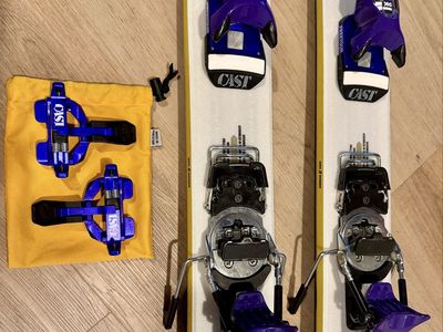 CAST Freetour 2.0 w/ Look Pivot 15 Bindings (115B)