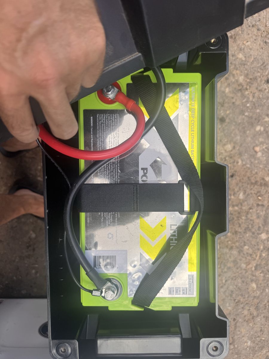 Main image 6