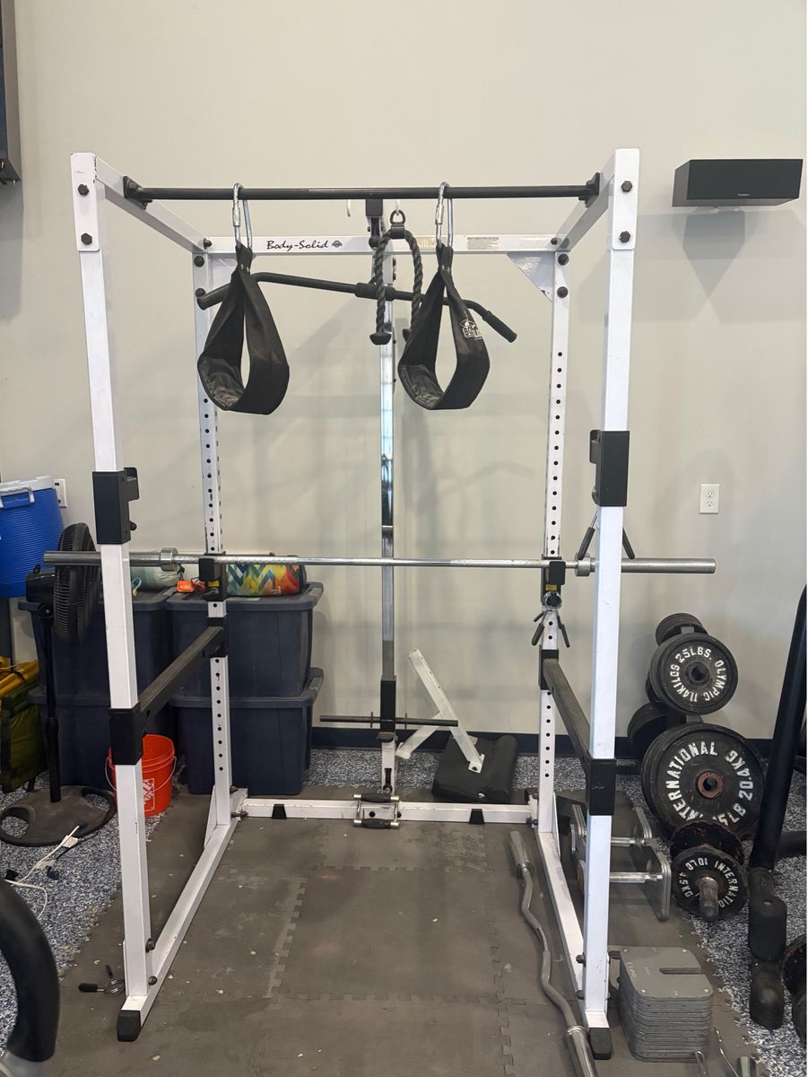 Body Solid Squat Rack with Lat Pull Down lots of extras