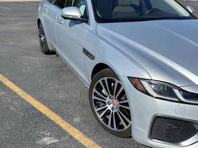 2021 Jaguar XF P250 SE