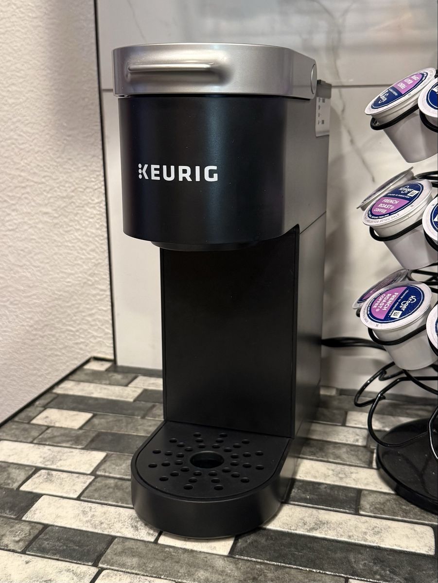 Keurig K-Mini Single Serve K-Cup Pod Coffee Maker in Matte Black