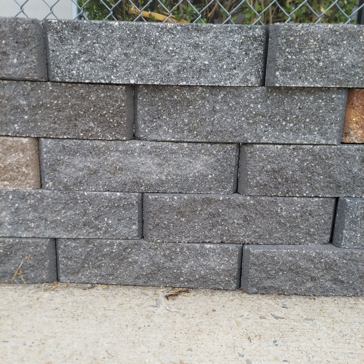 BLACK MESA WALL BLOCKS (6x4x16)