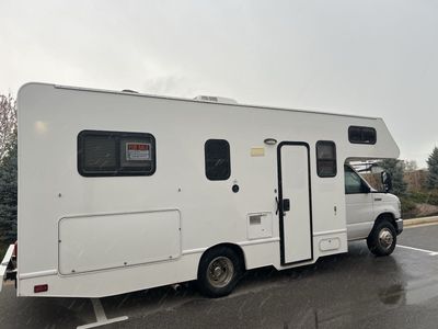 2017 Ford Thor Majestic Motor Coach