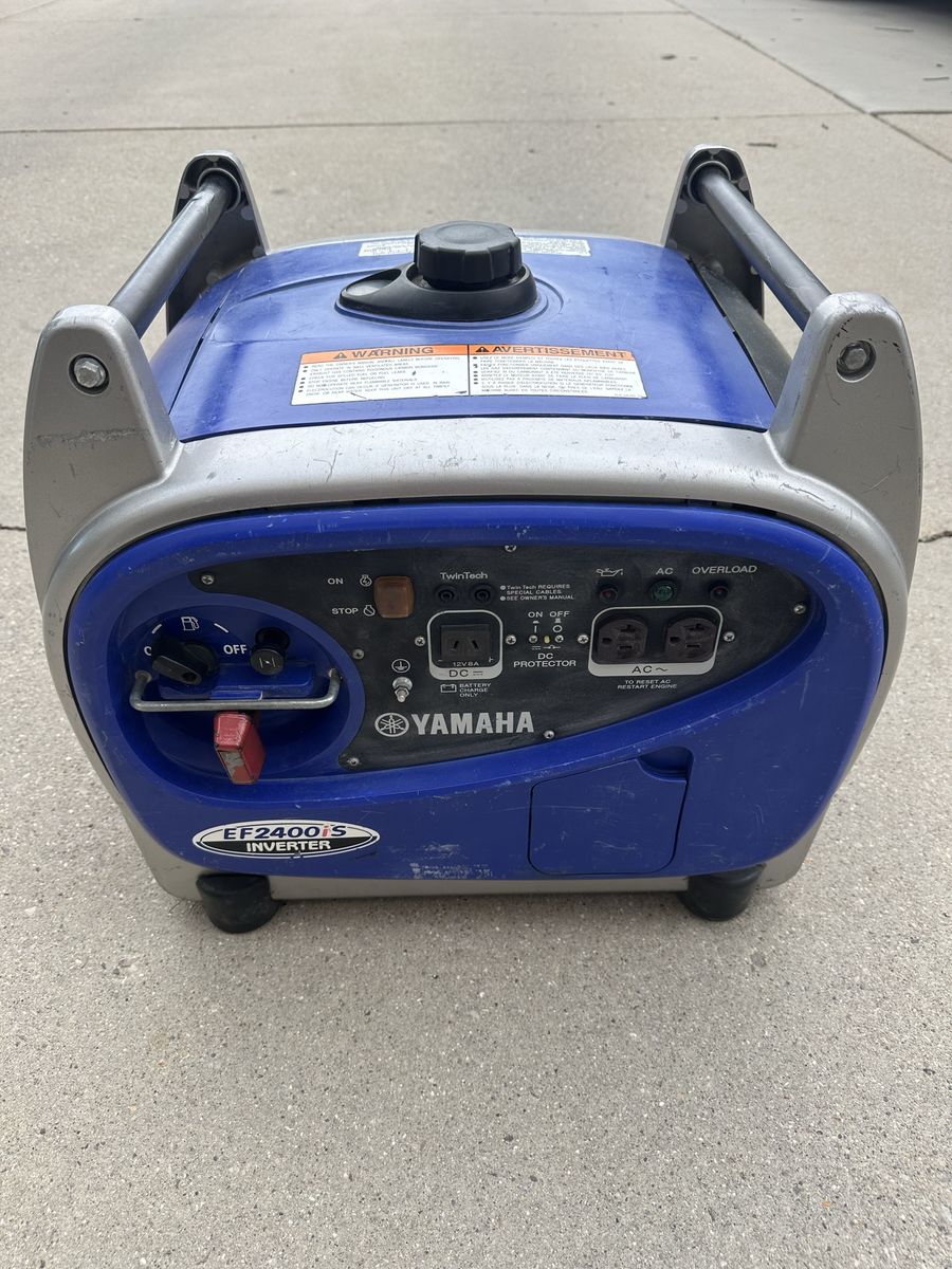 Yamaha EF2400iS Portable Inverter Generator 2400W Gas Powered