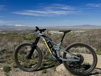 Trek Slash 9.8 GX AXS Medium