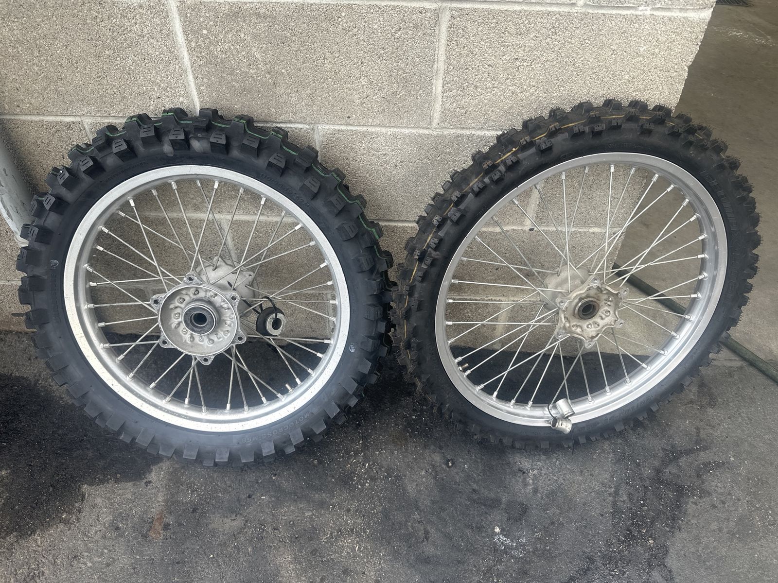 YZ 250 Wheels and NEW tires