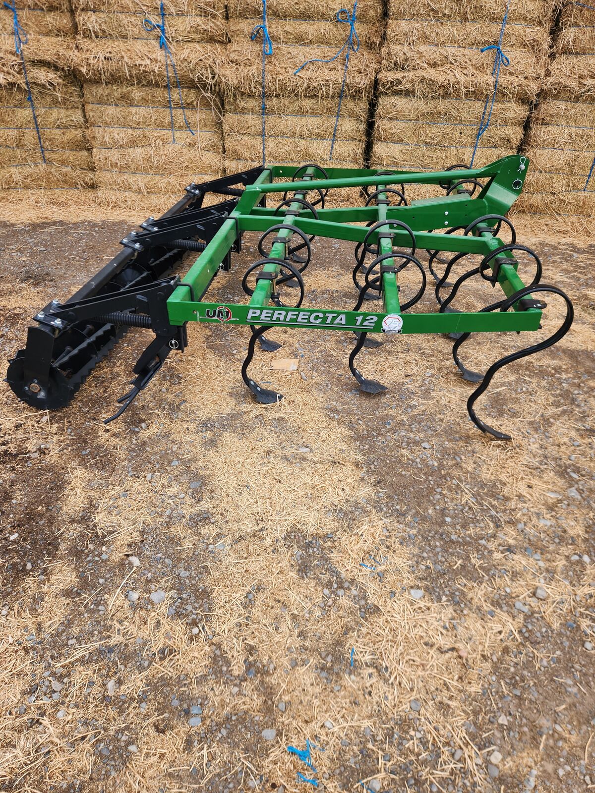 Unverferth Perfecta 12 8ft Cultivator/Groomer