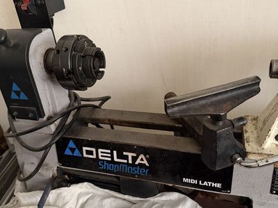 Delta ShopMaster Midi Lathe Woodworking Lathe with Chuck