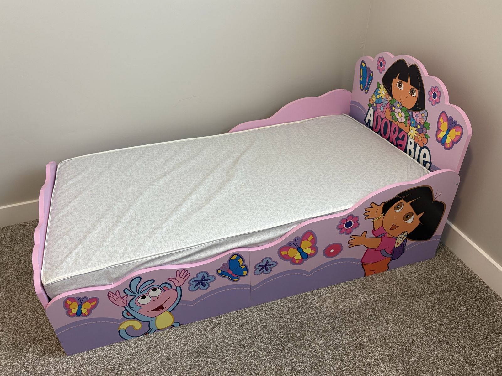 “Dora” Toddler bed with mattress