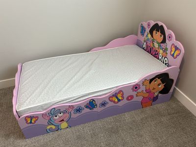 “Dora” Toddler bed with mattress
