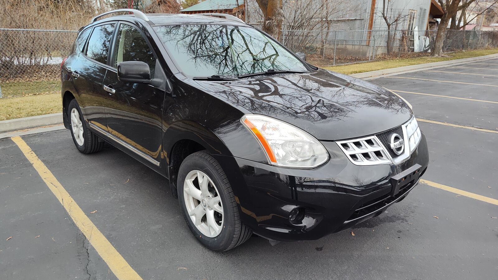 2011 NISSAN ROGUE SV