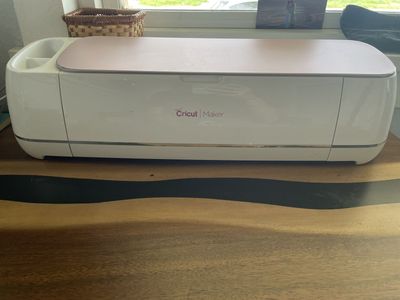Cricut Maker + Accessories