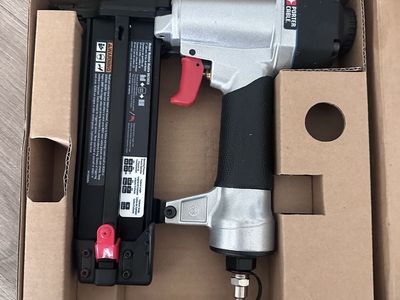 PORTER-CABLE BN200SB 18GA Brad Nailer - New in Box