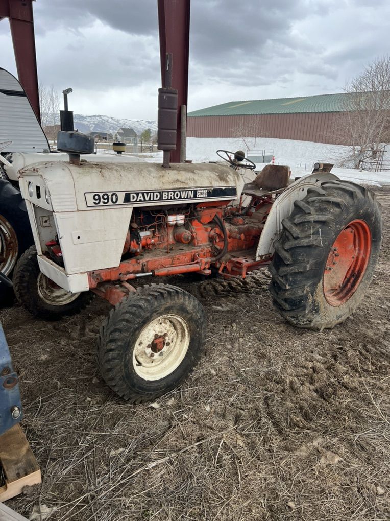 David Brown 990 Tractors