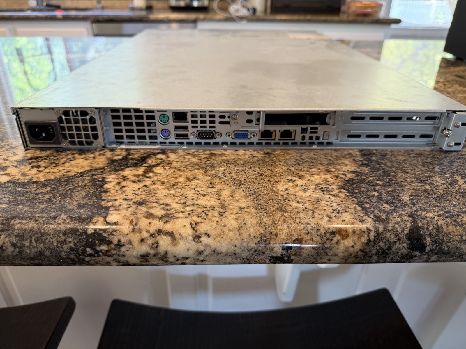 Main image 3