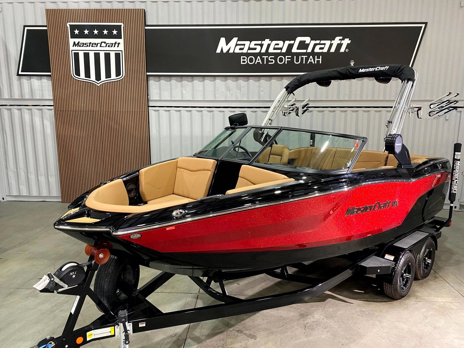2023 MasterCraft NXT 21