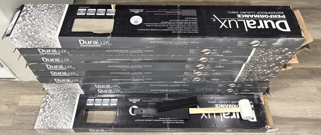 DuraLux Vinyl Luxury Planks w/ Tile Cutter