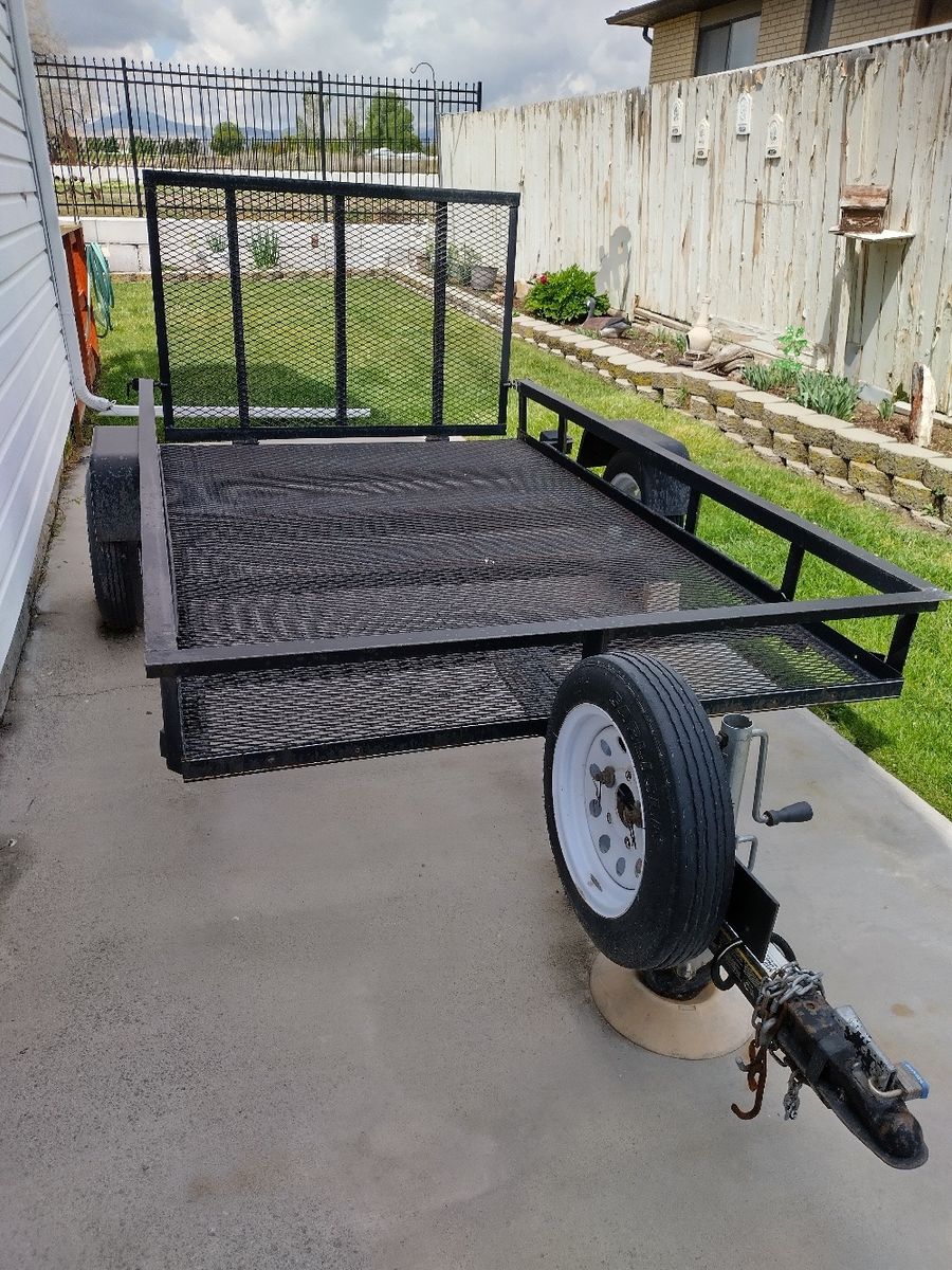 Utility trailer