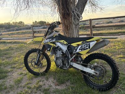 Suzuki RM-Z450 2014