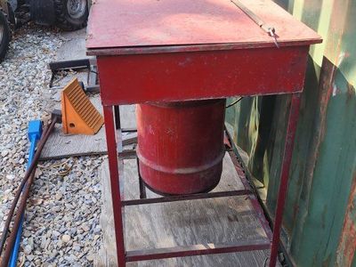 Car parts washer