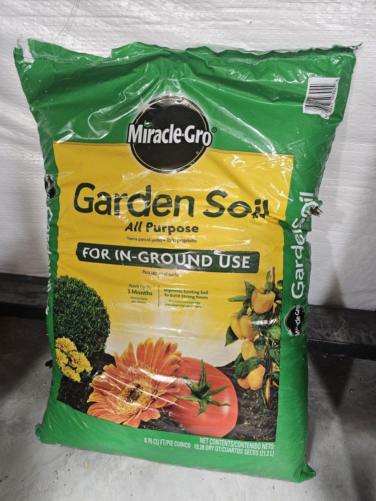 Miracle-Gro All Purpose Garden Soil for In-Ground Use 0.75 cu ft Bag