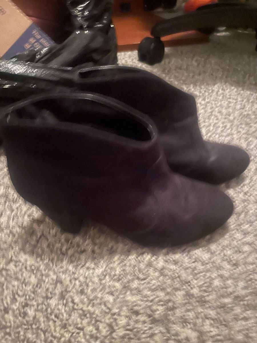 Women’s shoes
