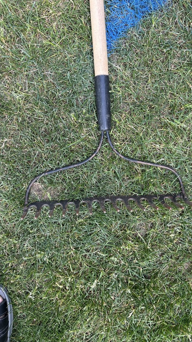Rake metal