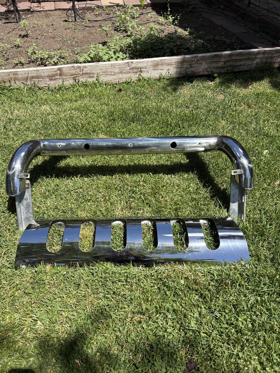 Stainless Steel Bull Bar for 2010-2015 Toyota 4Runner - New Condition OBO