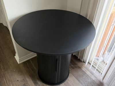 Brand new Kitchen Table