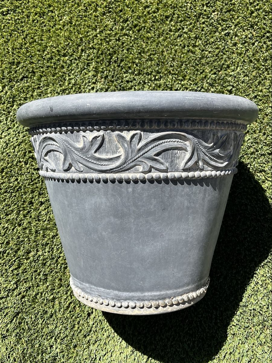 Brown Southern Patio Fiberglass Planter