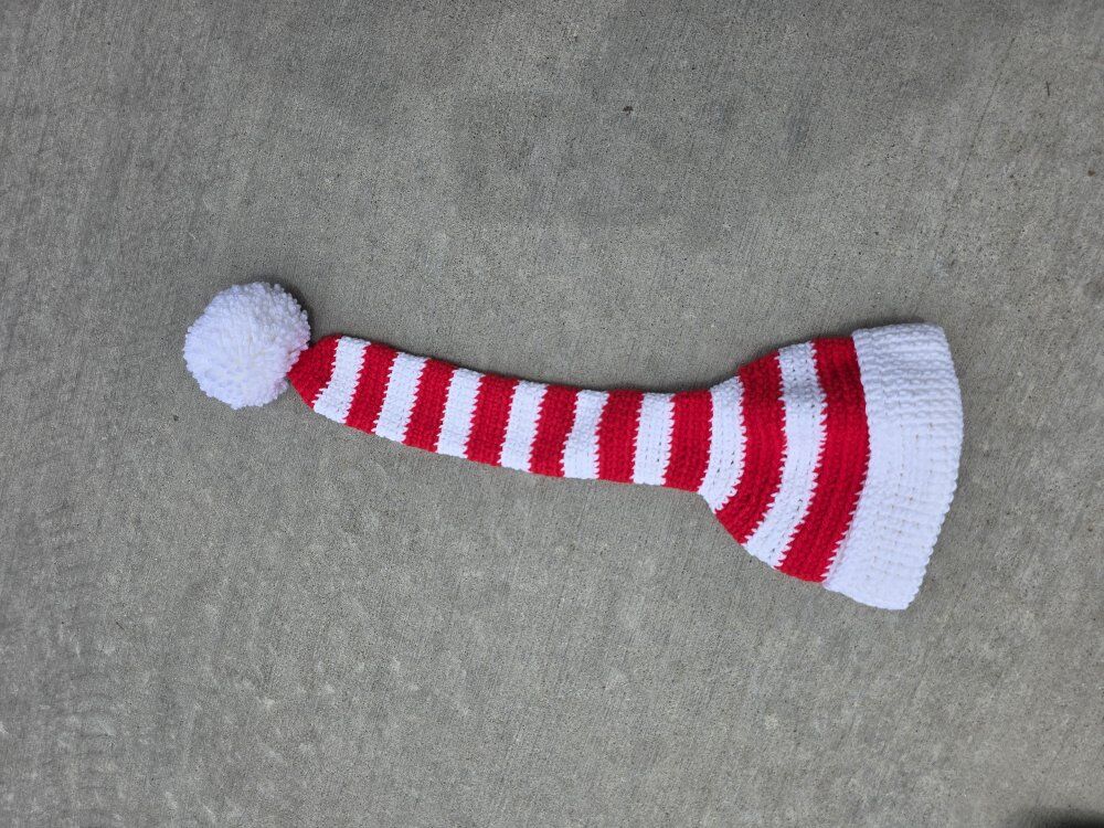 Knit cap fits new born