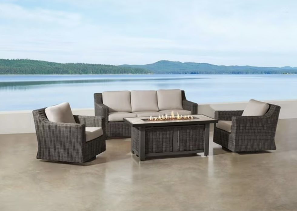 Breck Fire Seating Set - NEW