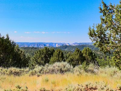 2.22-Acre Lot in Virgin, UT