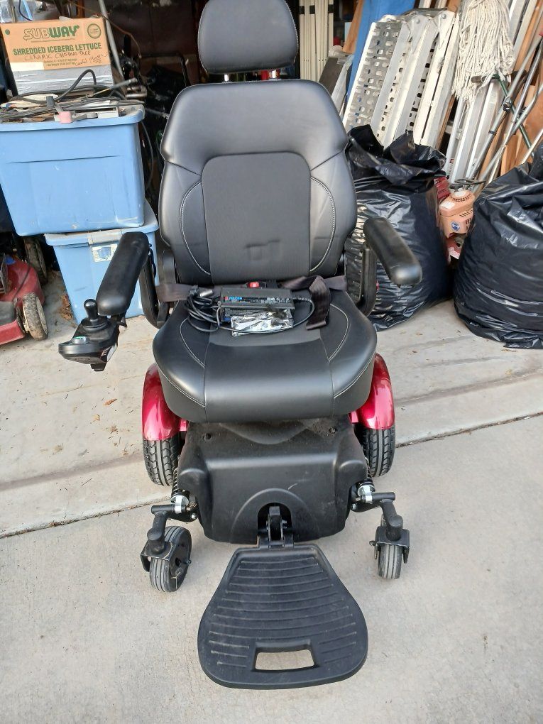 Merits Vision Super Power Wheelchair - 450 lbs Capacity