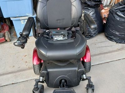 Merits Vision Super Power Wheelchair - 450 lbs Capacity