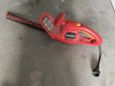 Homelite Electric Hedge Trimmer - Red, Corded, Works Great!