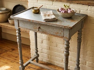 Antique | Primitive Side Table