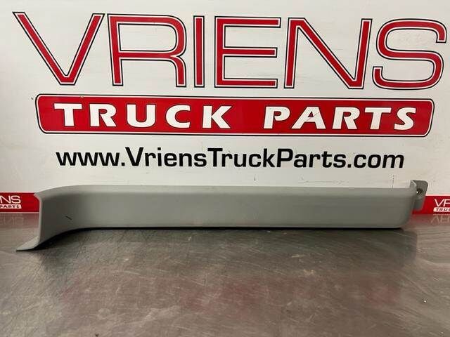 Kenworth T680 Right Interior Part