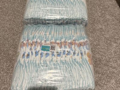 58 count Pamper diaper sz6