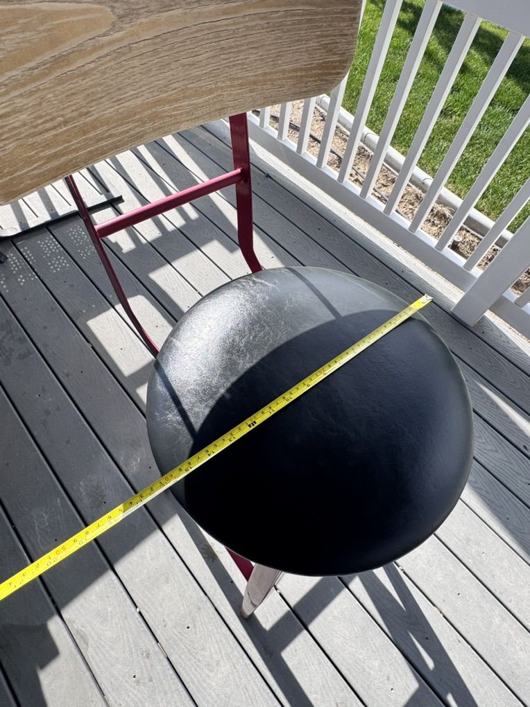 Main image 7