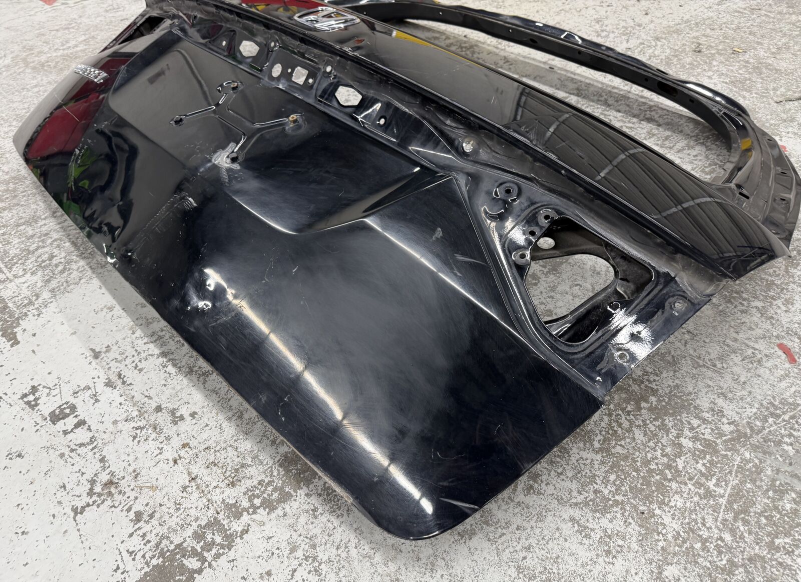 Main image 3